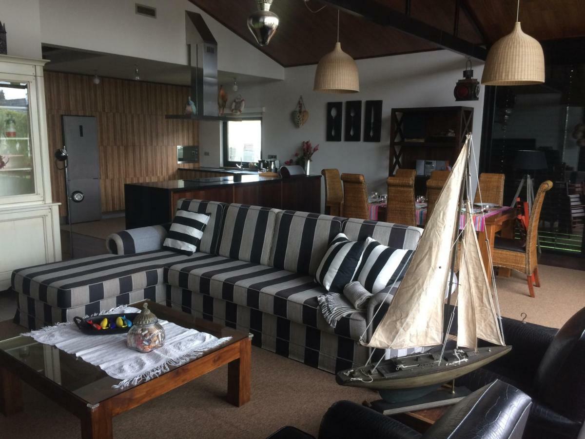 Casa Dos Amigos - A Luxury Home In The Nature トレイラ エクステリア 写真